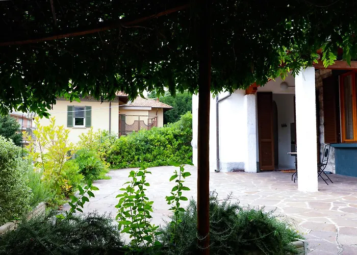 Wisteriaroom